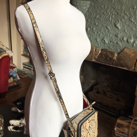 Nine West snakeskin cross body - Picture 7 of 7